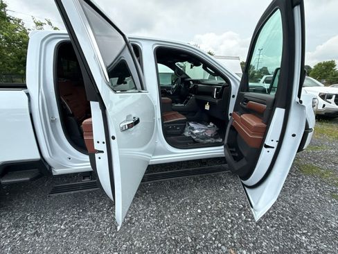 New 2026 GMC Sierra 2500 Denali Ultimate AWD/4WD image 45