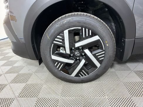 New 2026 Nissan Kicks SV FWD image 10