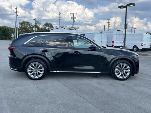 Used 2024 MAZDA CX-90 3.3 Turbo w/ Premium Package AWD/4WD image 2