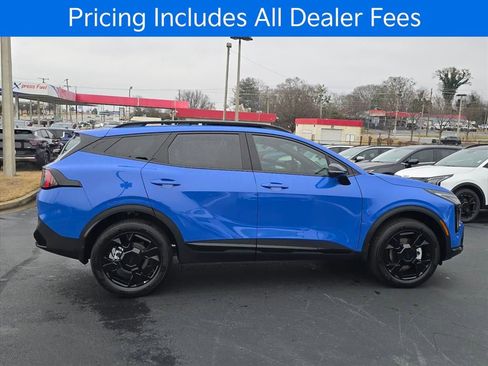 New 2026 Kia Sportage X-Line w/ X-Line Premium Package AWD/4WD image 2