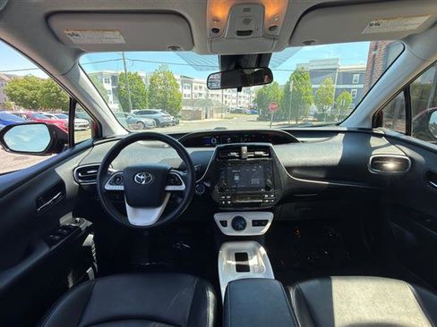Used 2017 Toyota Prius Three Touring w/ Protection Package FWD image 22
