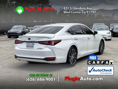 Used 2022 Lexus ES 300h w/ Premium Package FWD image 4