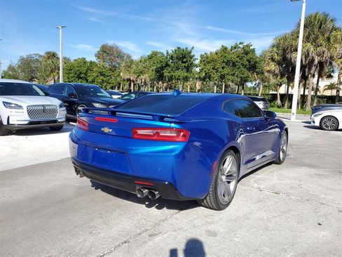 Used 2017 Chevrolet Camaro SS image 4