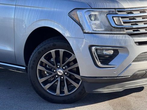 Used 2020 Ford Expedition Limited image 2
