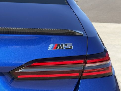 Used 2025 BMW M5 Base w/ Carbon Package image 44