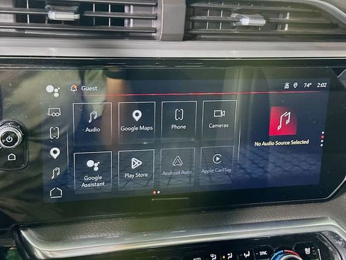 Used 2023 GMC Sierra 1500 Denali w/ Technology Package AWD/4WD image 13