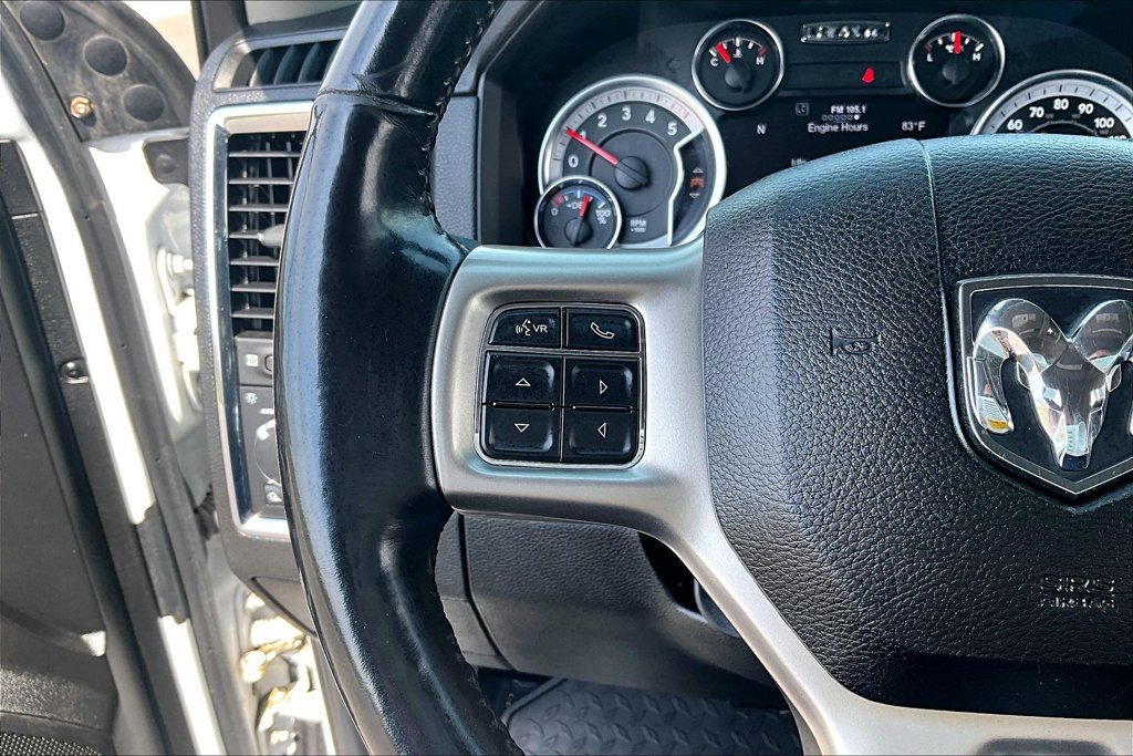 Used 2018 RAM 1500 Laramie AWD/4WD image 18