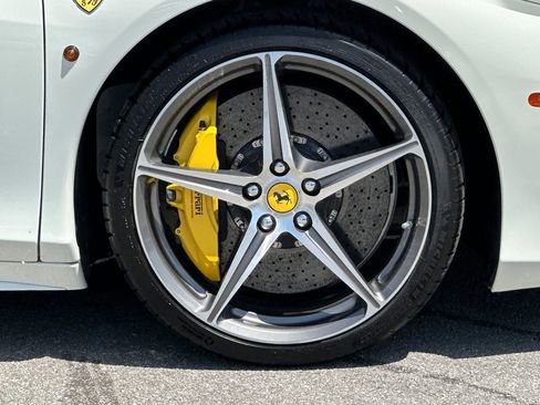 Used 2014 Ferrari 458 Italia Coupe RWD image 39