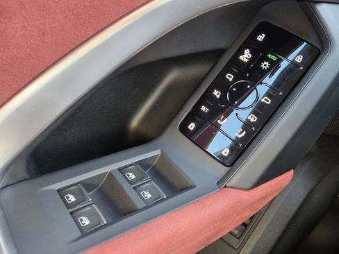 New 2026 Audi SQ5 Prestige AWD/4WD image 28