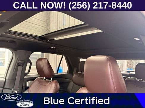 Used 2020 Ford Explorer Platinum w/ Premium Technology Package AWD/4WD image 11