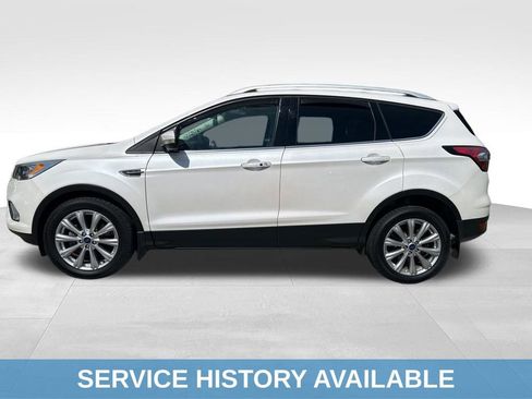 Used 2017 Ford Escape Titanium image 3