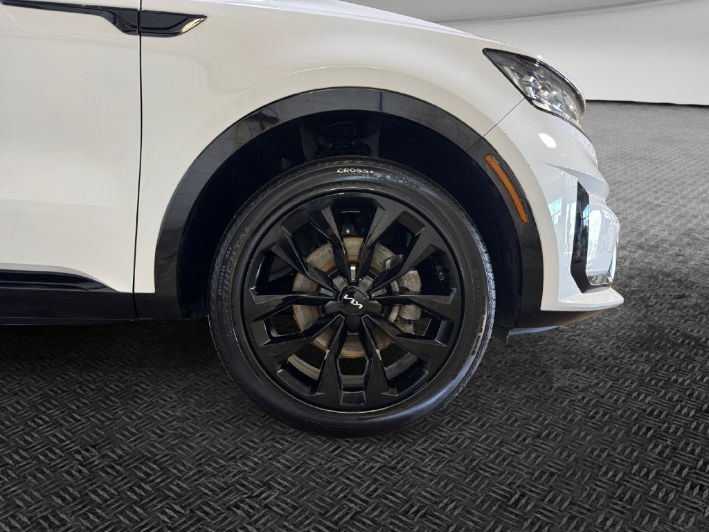 Certified 2023 Kia Sorento SX AWD/4WD image 11