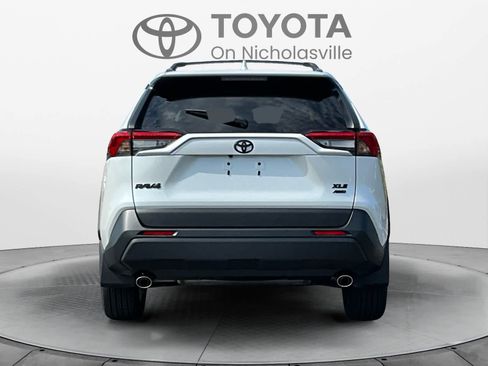 Used 2025 Toyota RAV4 XLE Premium w/ Weather Package AWD/4WD image 4