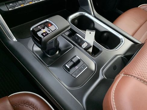 Used 2023 GMC Sierra 1500 Denali Ultimate image 29