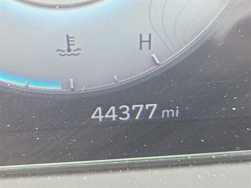 Used 2024 Hyundai Tucson Limited image 31