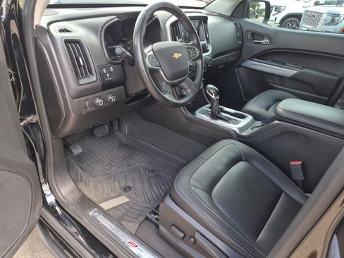 Certified 2022 Chevrolet Colorado ZR2 w/ Colorado ZR2 Bison Edition AWD/4WD image 11