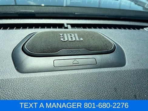 Used 2025 Toyota Tacoma SR5 AWD/4WD image 25