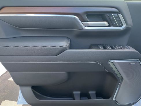 New 2026 GMC Sierra 3500 Denali w/ Denali Reserve Package image 15