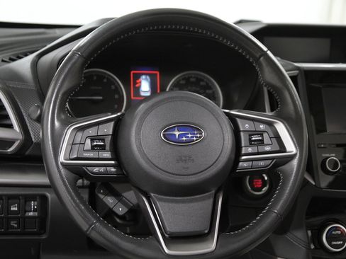 Used 2023 Subaru Forester Premium image 6