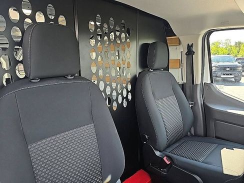 Used 2025 Ford Transit 250 Low Roof w/ Exterior Upgrade Package RWD image 33