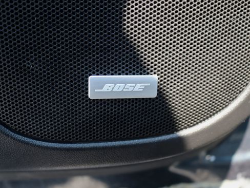 Used 2019 GMC Acadia Denali w/ Technology Package image 34