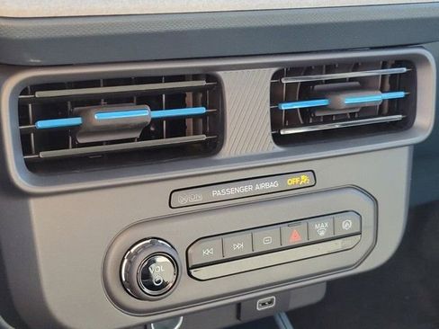 New 2026 Ford Maverick XLT w/ XLT Luxury Package image 18