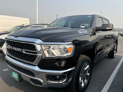 Used 2022 RAM 1500 Big Horn AWD/4WD image 2