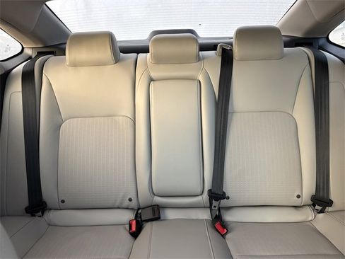 Used 2024 Honda Civic Touring image 31