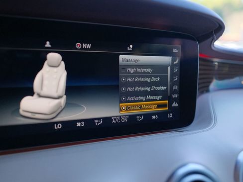 Used 2019 Mercedes-Benz S 560 Sedan image 24