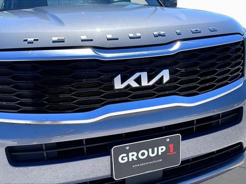Used 2022 Kia Telluride EX w/ EX Premium Package FWD image 30