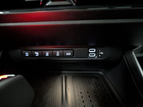 New 2026 Dodge Charger R/T AWD/4WD image 17