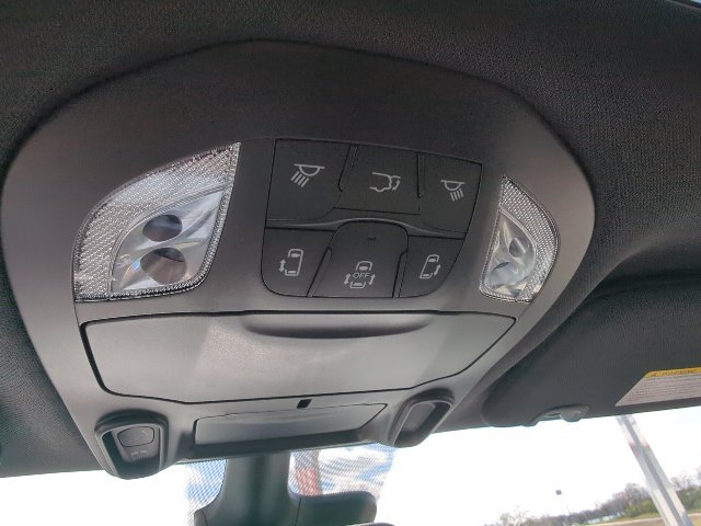 New 2026 Chrysler Pacifica Select FWD image 21