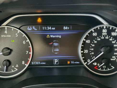 Used 2023 Nissan Maxima SL FWD image 16