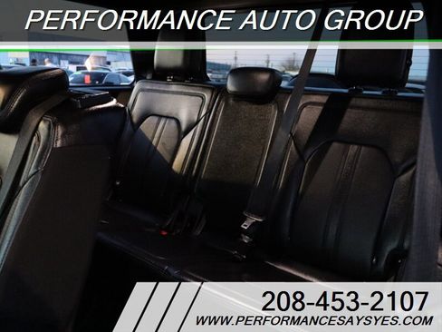 Used 2020 Ford Expedition Limited AWD/4WD image 10