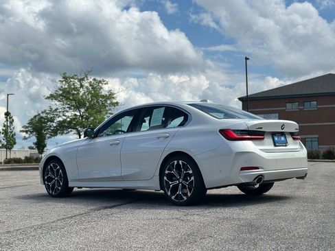 New 2026 BMW 330i xDrive Sedan w/ Premium Package AWD/4WD image 5