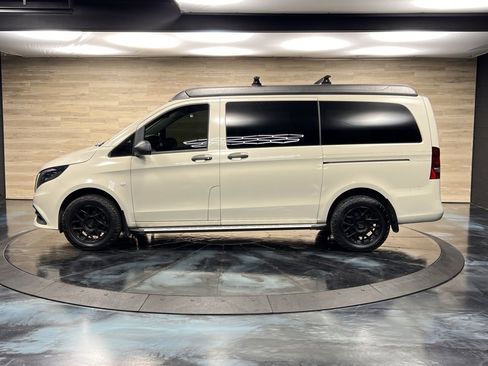 Used 2021 Mercedes-Benz Metris Passenger image 17