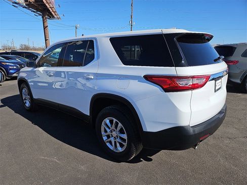 Used 2020 Chevrolet Traverse LS image 4