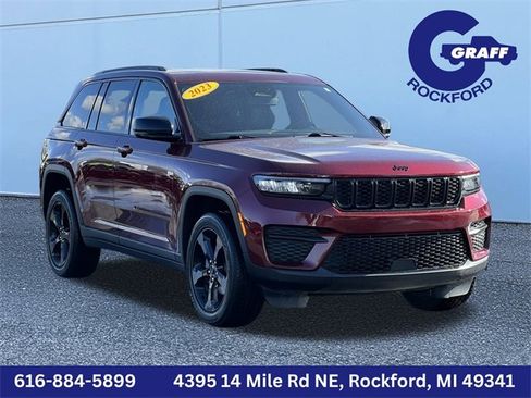 Certified 2023 Jeep Grand Cherokee Altitude image 1