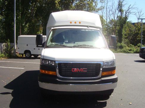 New 2025 GMC Savana 3500 w/ Power Convenience Package image 2