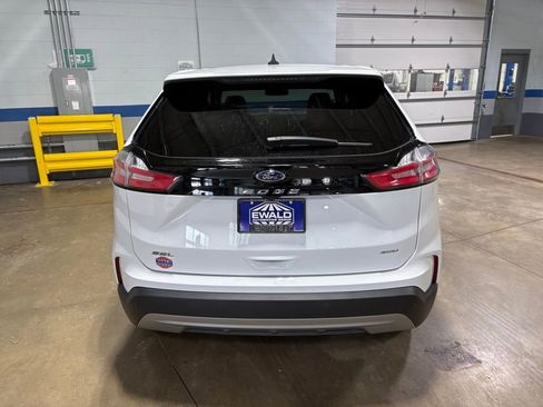 Certified 2024 Ford Edge SEL w/ Convenience Package image 5
