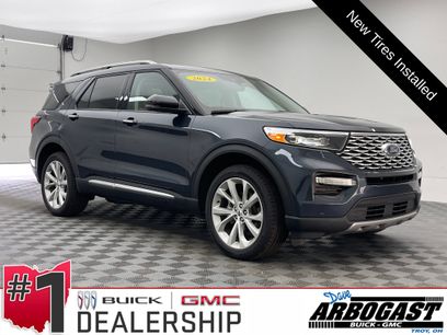 Used 2024 Ford Explorer Platinum w/ Technology Package