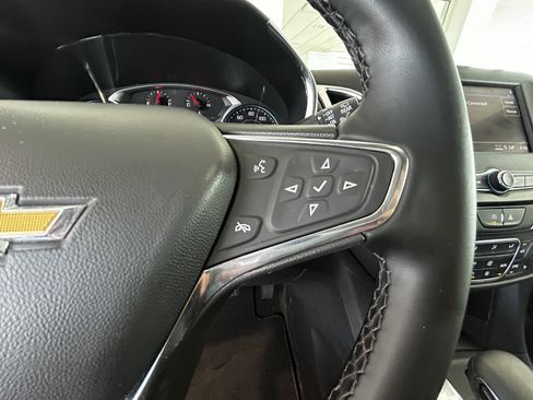Used 2024 Chevrolet Equinox LT FWD image 13