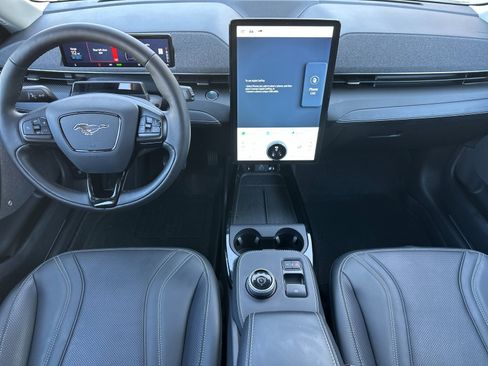 Used 2021 Ford Mustang Mach-E Premium image 13