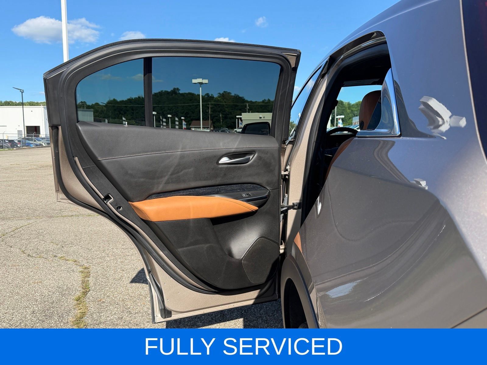 Used 2024 Cadillac XT4 Premium Luxury AWD/4WD image 26