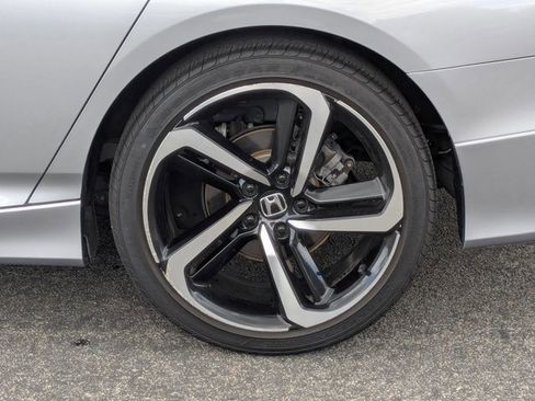 Used 2018 Honda Accord Sport image 24