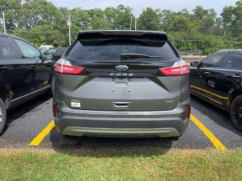 Certified 2024 Ford Edge SEL w/ Convenience Package AWD/4WD image 3