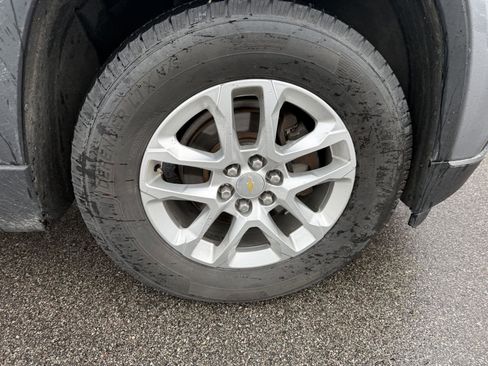 Used 2019 Chevrolet Traverse LT image 15