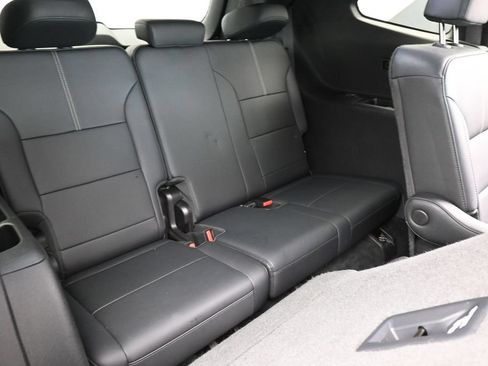 Used 2024 GMC Acadia Elevation w/ Luxury Package FWD image 46