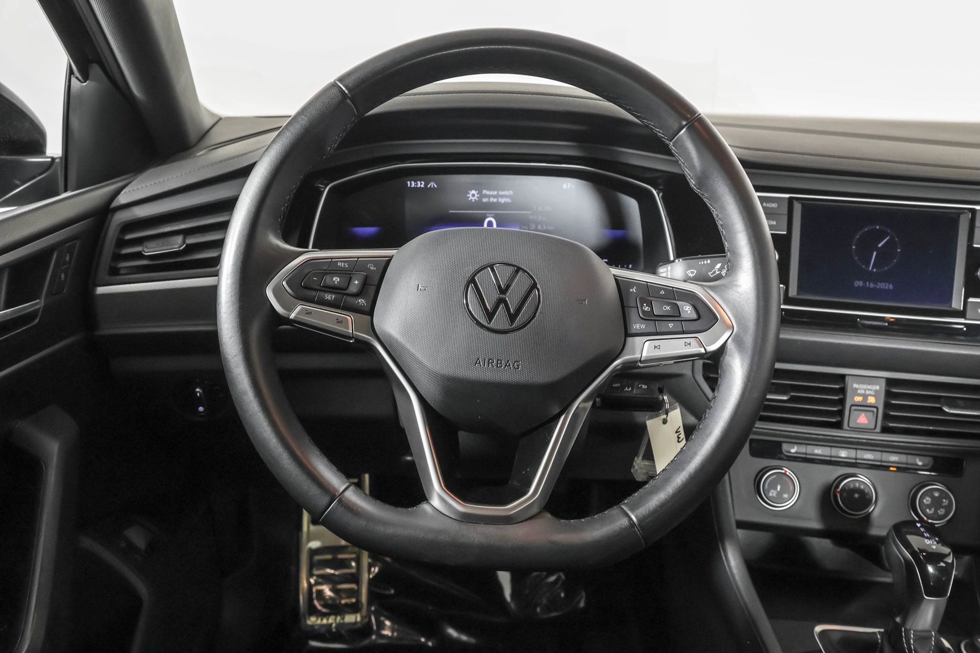 Used 2024 Volkswagen Jetta Sport FWD image 25