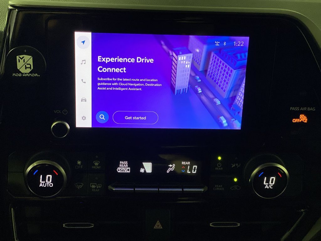 Used 2023 Toyota Highlander LE FWD image 19